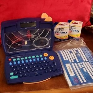 NEW Vintage DYMO LabelManager 200 Electronic Labelmaker  open box